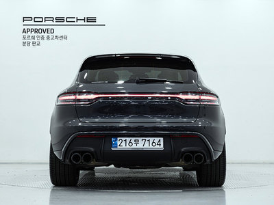 PORSCHE MACAN - 3