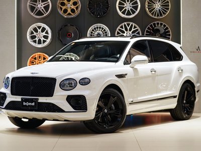 BENTLEY BENTAYGA - 1