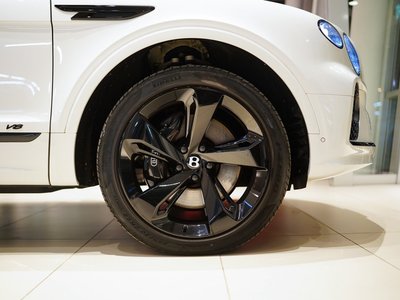 BENTLEY BENTAYGA - 10