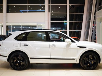 BENTLEY BENTAYGA - 9