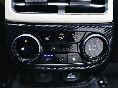 2021 Genesis GV70 — миниатюра 20