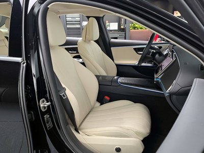 MERCEDES-BENZ E-CLASS - 10