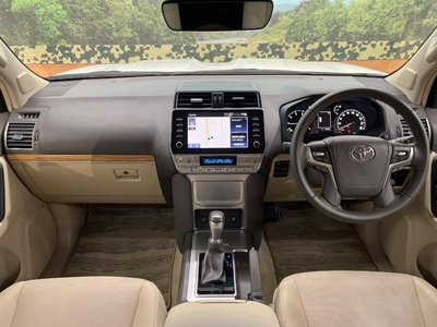 TOYOTA LAND CRUISER PRADO - 2