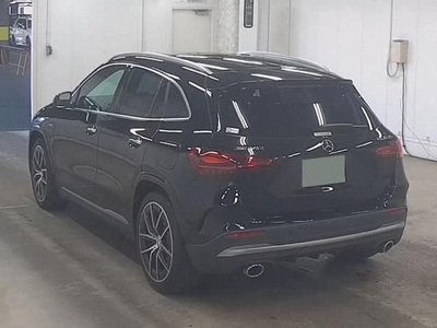 MERCEDES-BENZ GLA - 6