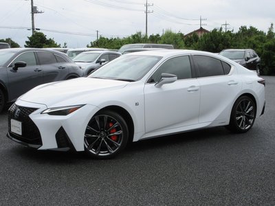LEXUS IS - 8