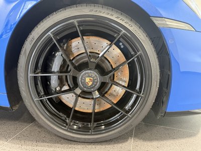 PORSCHE 911 - 4