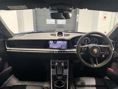 PORSCHE 911 - 6