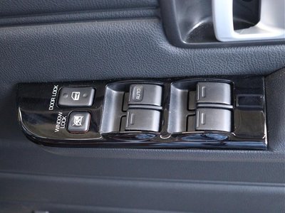 2023 Toyota LAND CRUISER 70 缩略图 42