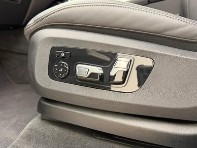 2023 BMW X7 thumbnail 69