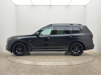 2023 BMW X7 thumbnail 17