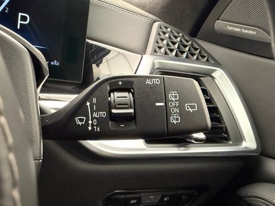 2023 BMW X7 thumbnail 38