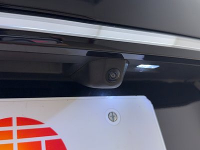 2023 BMW X7 thumbnail 21