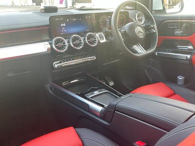 MERCEDES-BENZ GLB - 4