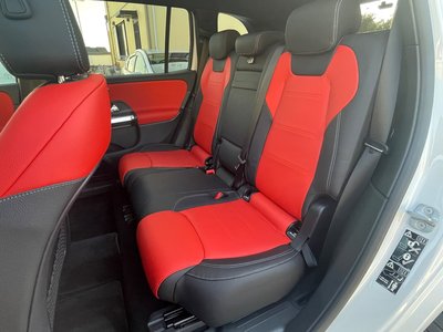 MERCEDES-BENZ GLB - 10