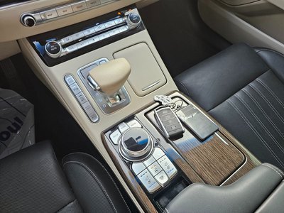2020 Genesis G90 缩略图 14