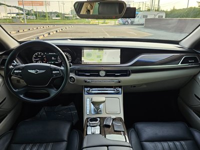 2020 Genesis G90 — фото 10