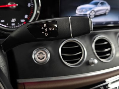 MERCEDES-BENZ E-CLASS - 9