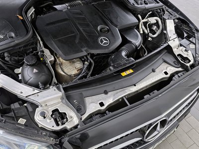 MERCEDES-BENZ E-CLASS - 7