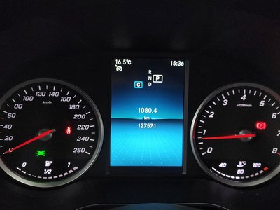 MERCEDES-BENZ C-CLASS - 8