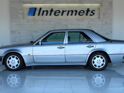 صورة 1 لـ 1993 Mercedes-BENZ MEDIUM-CLASS