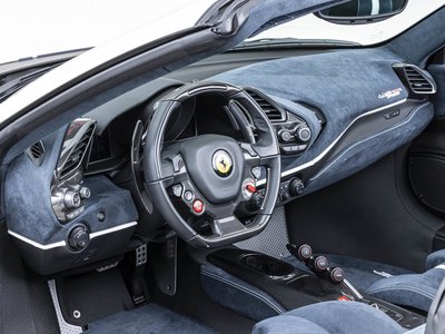 FERRARI 488 PISTA SPIDER - 4