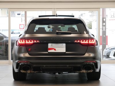 AUDI RS4 AVANT - 9