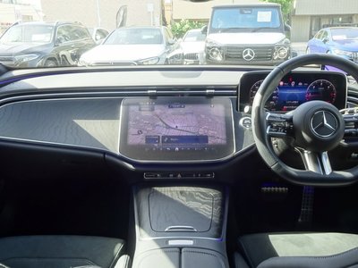 MERCEDES-BENZ E-CLASS - 7