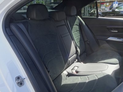 MERCEDES-BENZ E-CLASS - 9