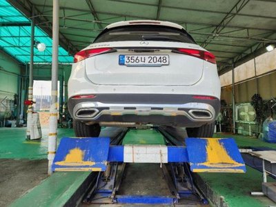 MERCEDES-BENZ GLC - 4