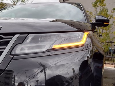 LAND ROVER RANGE ROVER VELAR - 10