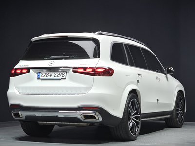 MERCEDES-BENZ GLS - 4