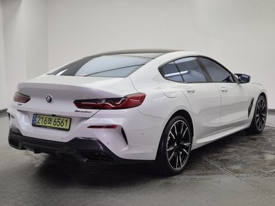 BMW 8 SERIES - 3