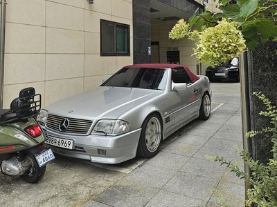 MERCEDES-BENZ SL - 8