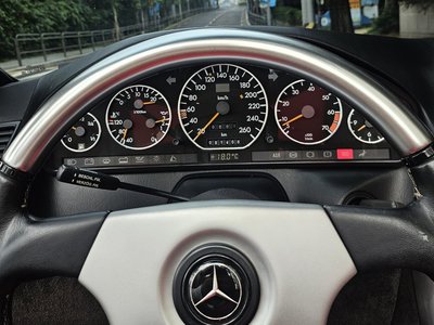 MERCEDES-BENZ SL - 5