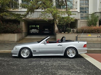 MERCEDES-BENZ SL - 3