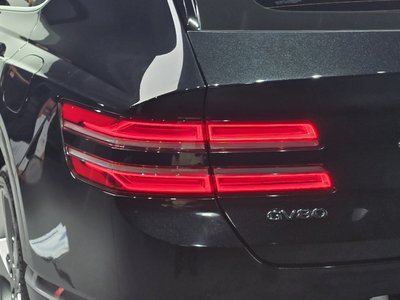 صورة 10 لـ 2021 Genesis GV80