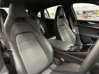 PORSCHE PANAMERA - 10