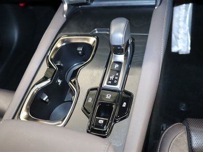 صورة مصغرة 33 لـ 2023 Lexus RX