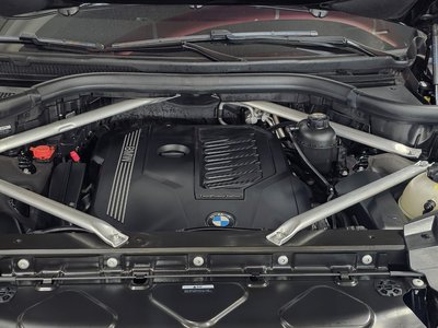 BMW X7 - 7