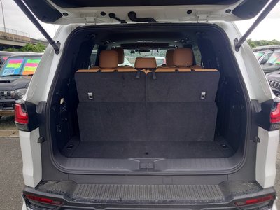 LEXUS LX - 7