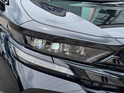 TOYOTA VELLFIRE - 7
