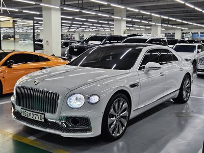 BENTLEY FLYING SPUR - 5