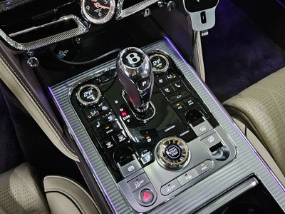 BENTLEY FLYING SPUR - 9