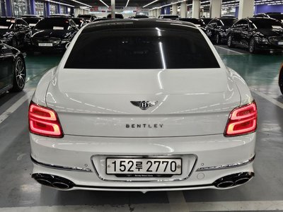 BENTLEY FLYING SPUR - 2