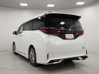 TOYOTA ALPHARD - 2