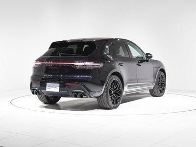 PORSCHE MACAN - 9