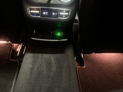 MERCEDES-BENZ E-CLASS - 3