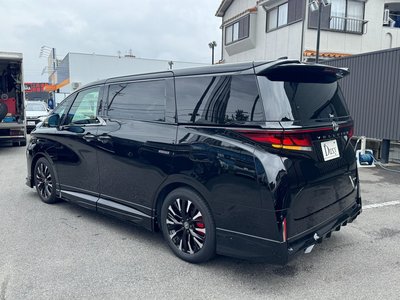صورة 8 لـ 2025 Toyota VELLFIRE