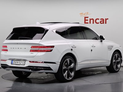 صورة 4 لـ 2023 Genesis GV80