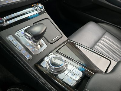 2019 Genesis G90 — фото 9